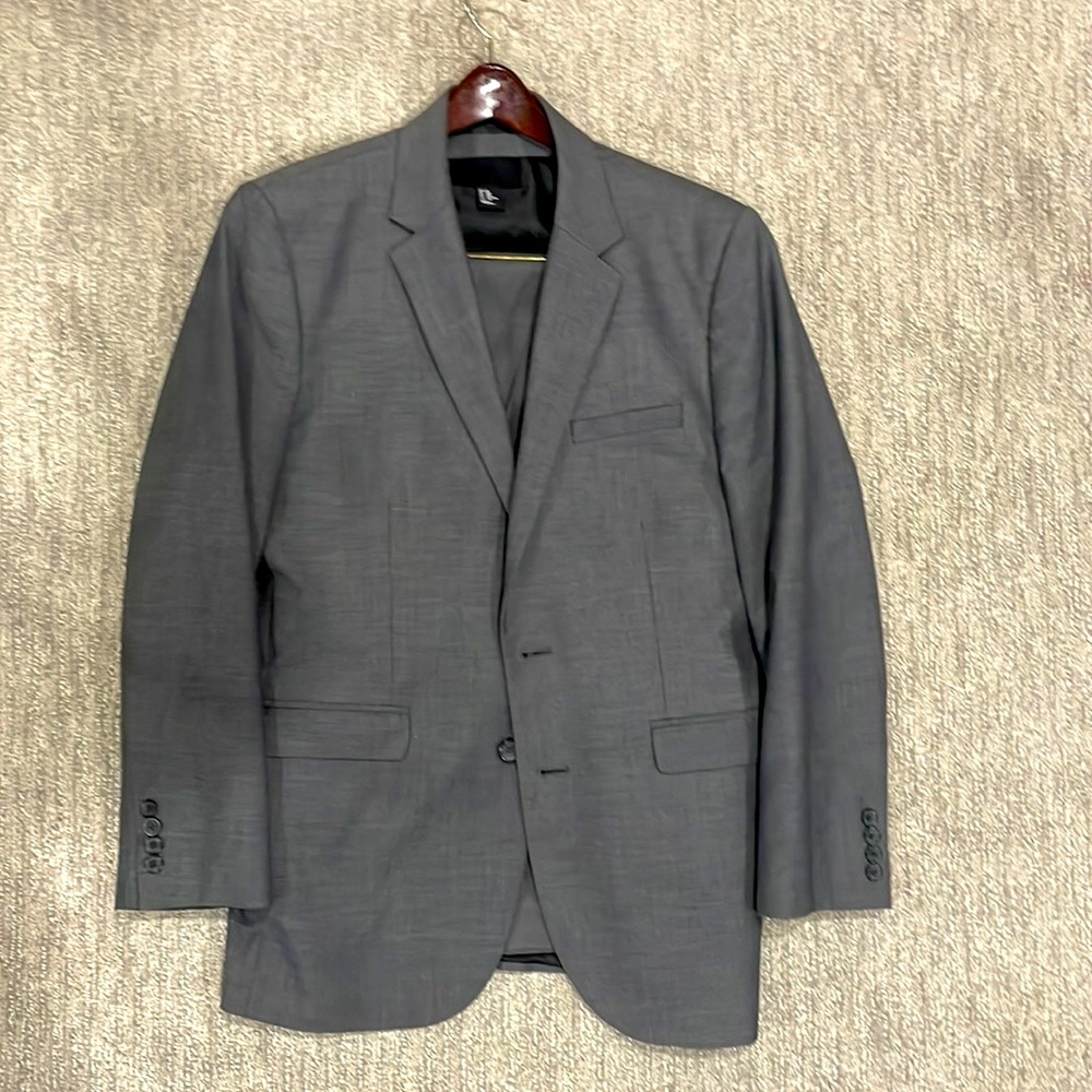 H&M Three-Piece Men’s Suit Gray 40R